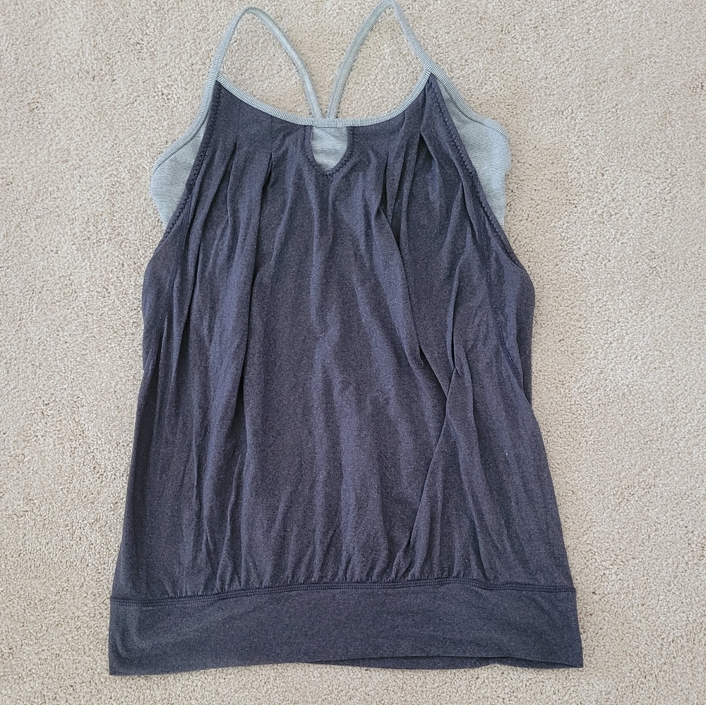 Lululemon tank